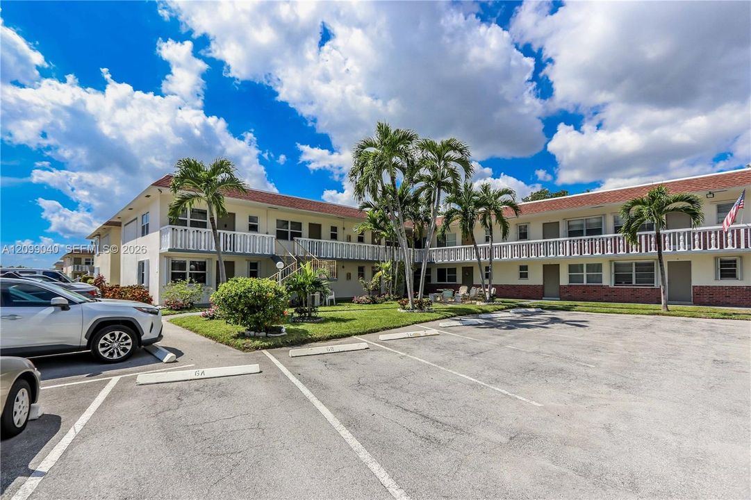 For Sale: $145,000 (1 beds, 1 baths, 600 Square Feet)