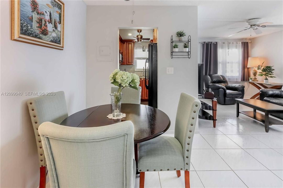 For Sale: $145,000 (1 beds, 1 baths, 600 Square Feet)