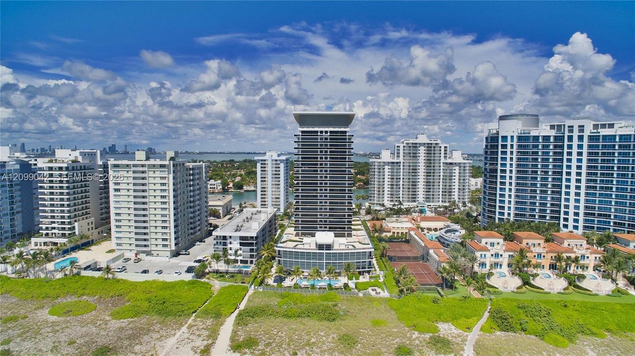 For Rent: $12,500 (3 beds, 3 baths, 1742 Square Feet)