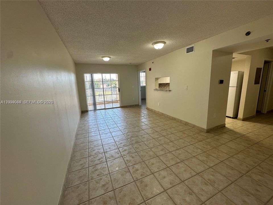В аренду: $1,850 (1 спален, 1 ванн, 780 Квадратных фут)