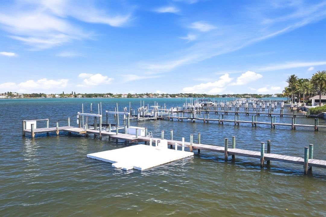 18200-Gardiner-Ln-Jupiter-MLS-049