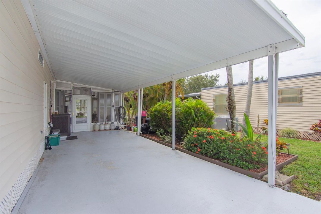 Carport