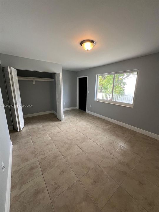 For Rent: $2,900 (3 beds, 1 baths, 1026 Square Feet)