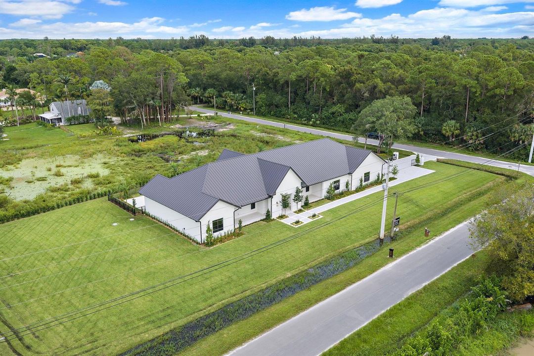 016-9535SandyRunRoad-Jupiter-FL-33478-SM
