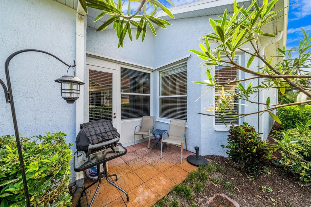 18-web-or-mls-7558-15th-ln