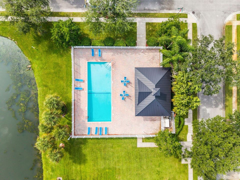 43-web-or-mls-7558-15th-ln