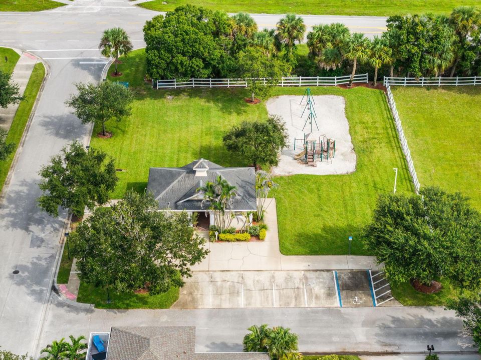 44-web-or-mls-7558-15th-ln