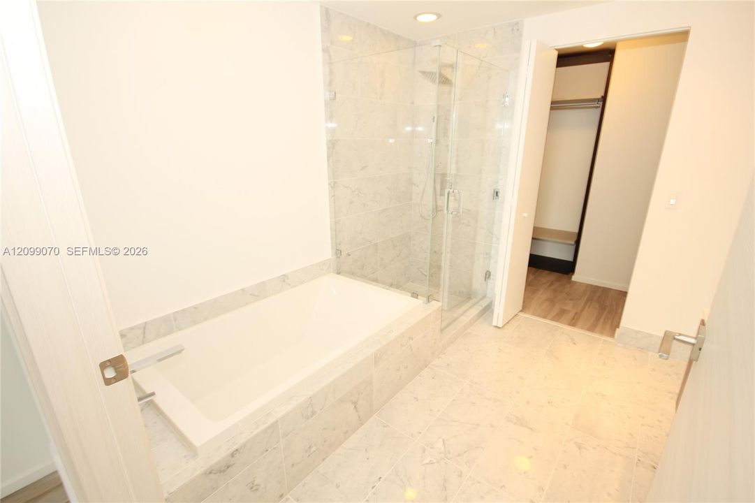 For Rent: $6,500 (2 beds, 2 baths, 1253 Square Feet)