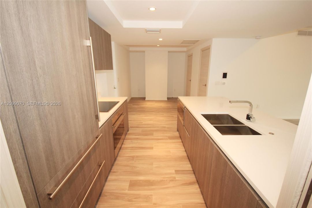 For Rent: $6,500 (2 beds, 2 baths, 1253 Square Feet)