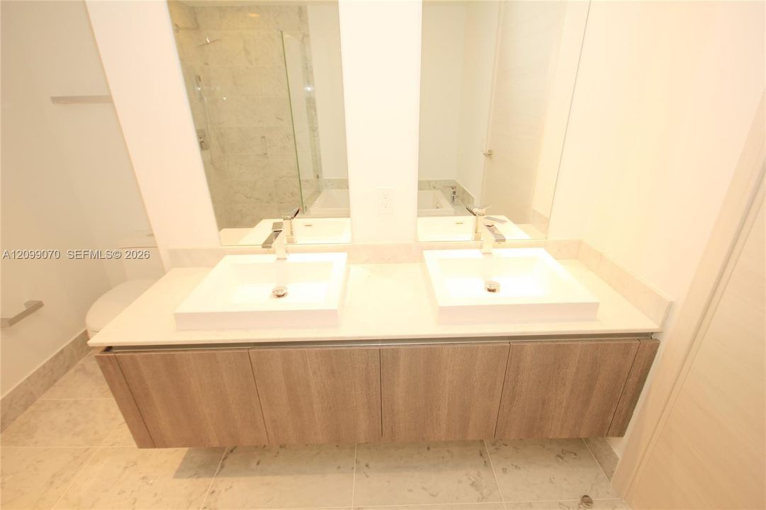 For Rent: $6,500 (2 beds, 2 baths, 1253 Square Feet)