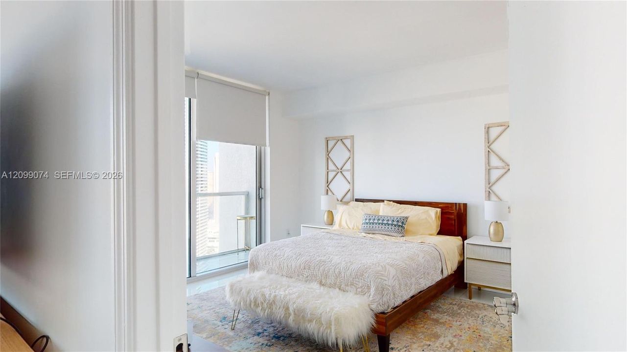 For Rent: $4,500 (2 beds, 2 baths, 1124 Square Feet)