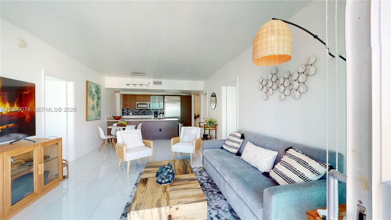 For Rent: $4,500 (2 beds, 2 baths, 1124 Square Feet)