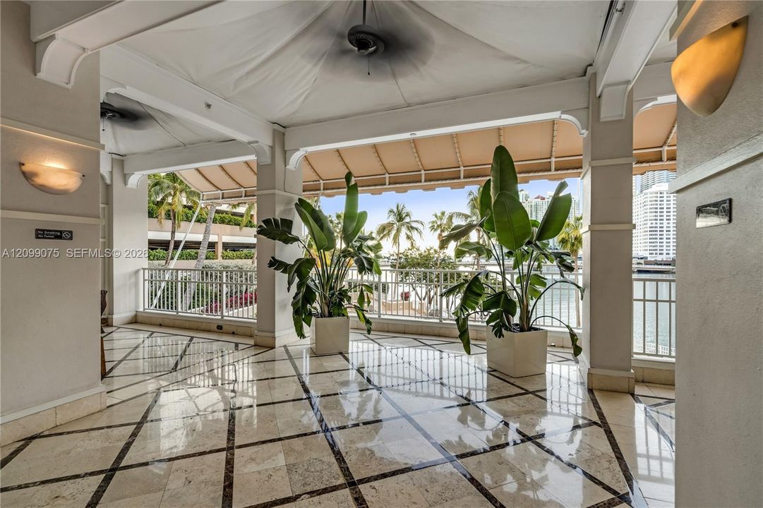 En Venta: $749,000 (2 camas, 2 baños, 1230 Pies cuadrados)