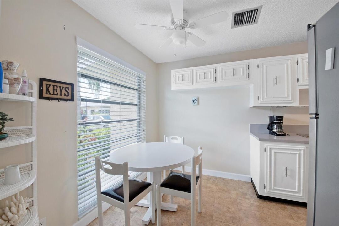 Breakfast Nook