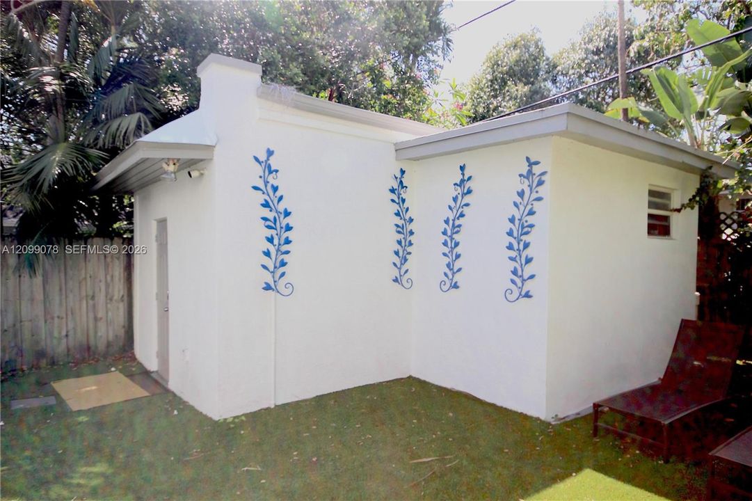 For Rent: $7,800 (4 beds, 2 baths, 2832 Square Feet)