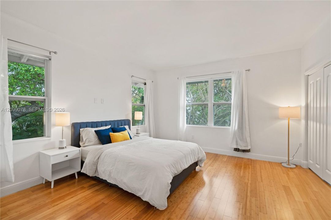 For Rent: $7,800 (4 beds, 2 baths, 2832 Square Feet)