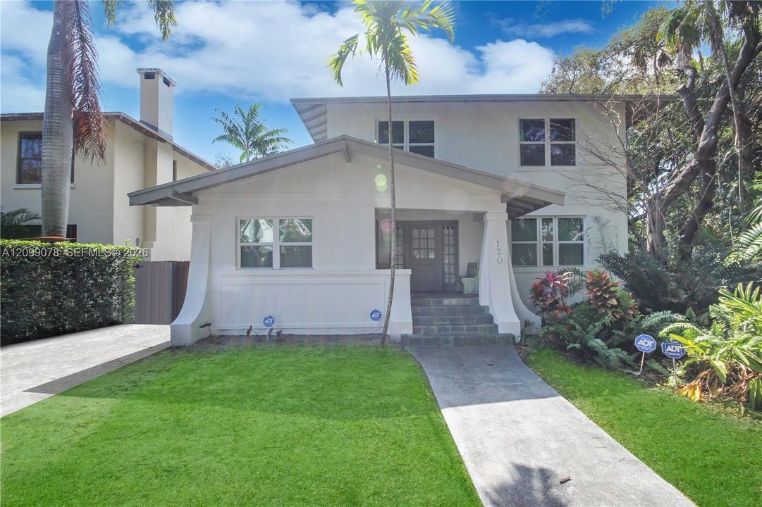 For Rent: $7,800 (4 beds, 2 baths, 2832 Square Feet)