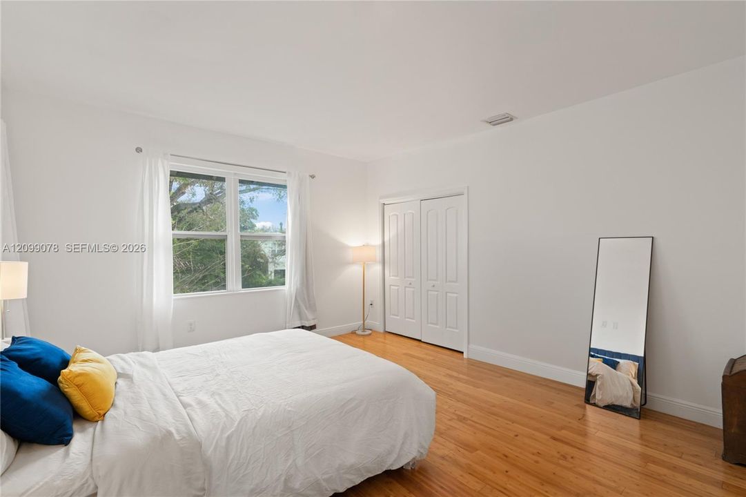 For Rent: $7,800 (4 beds, 2 baths, 2832 Square Feet)