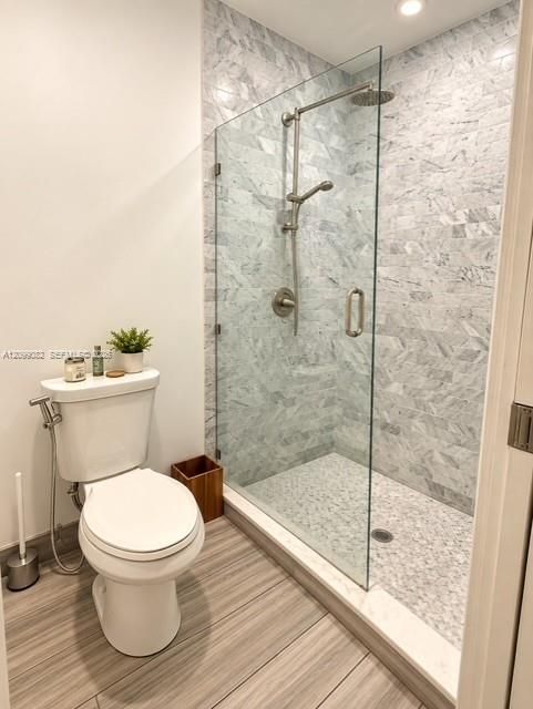 En Renta: $5,900 (4 camas, 3 baños, 1899 Pies cuadrados)