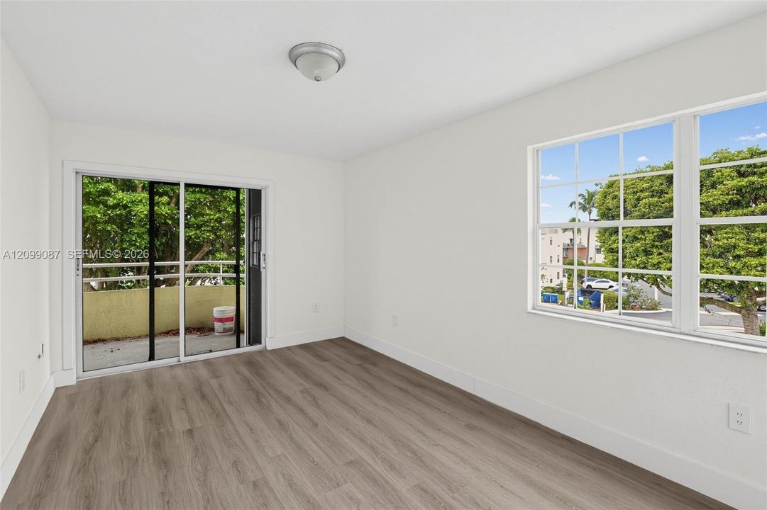 En Venta: $315,000 (2 camas, 2 baños, 1050 Pies cuadrados)