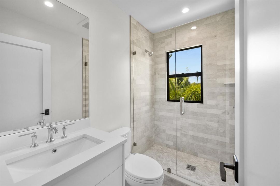 225 - Bathroom