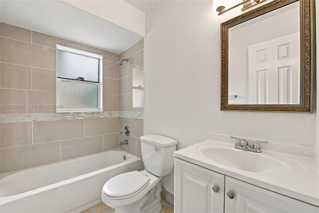 For Rent: $2,200 (3 beds, 2 baths, 1076 Square Feet)