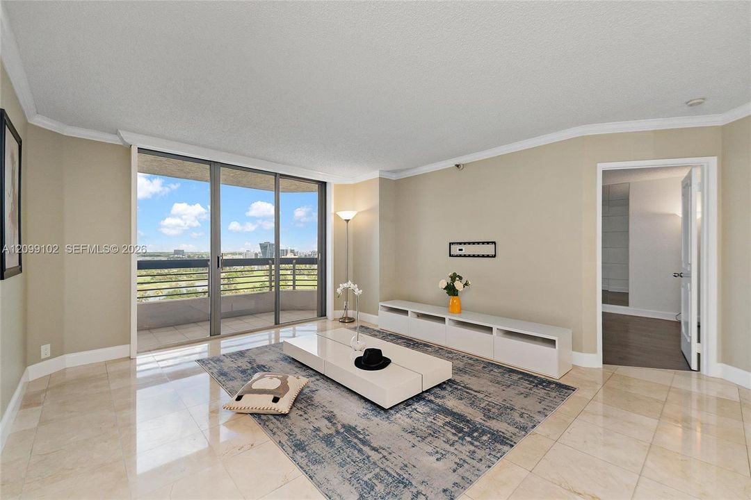For Sale: $362,900 (2 beds, 2 baths, 1181 Square Feet)