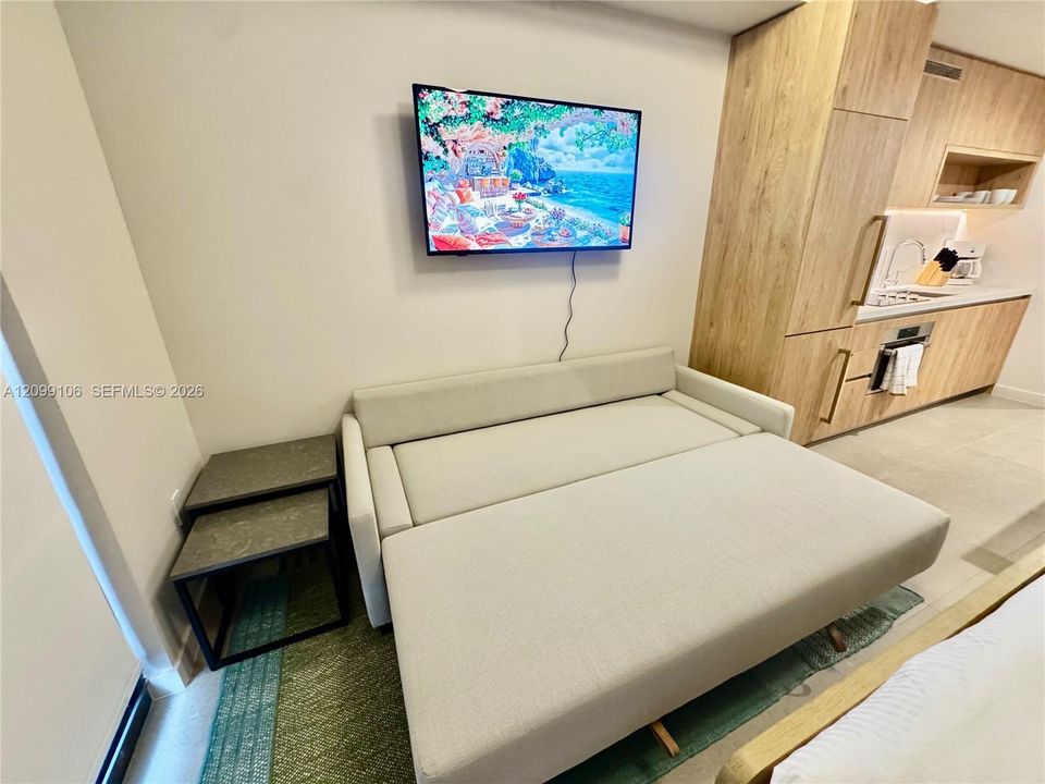For Sale: $425,000 (0 beds, 1 baths, 345 Square Feet)
