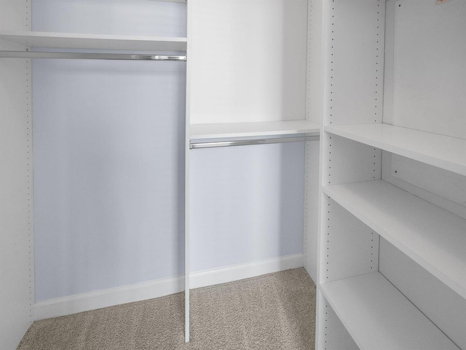 Walk In Closet