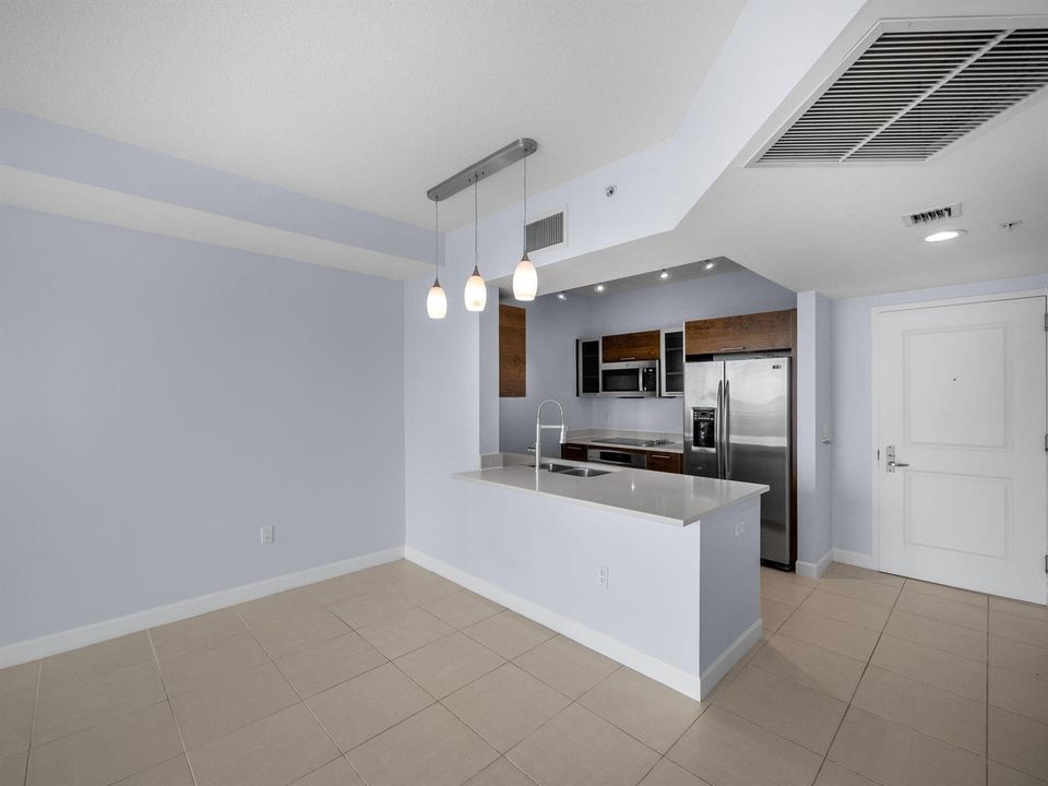 Kitchen Dining Area