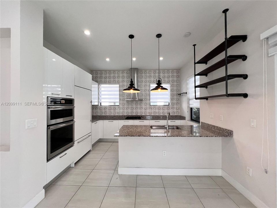 For Rent: $5,950 (4 beds, 3 baths, 2176 Square Feet)
