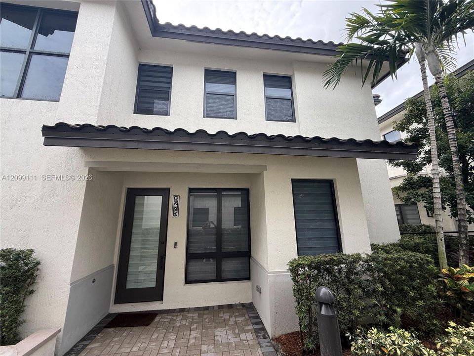 For Rent: $5,950 (4 beds, 3 baths, 2176 Square Feet)