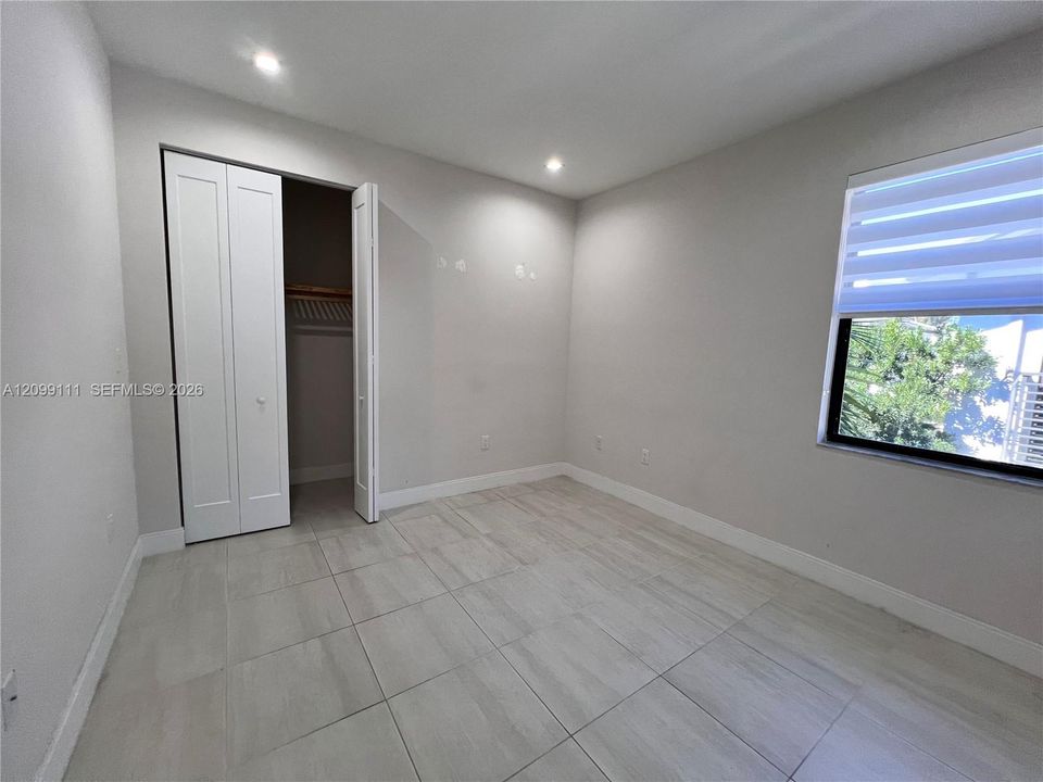 For Rent: $5,950 (4 beds, 3 baths, 2176 Square Feet)