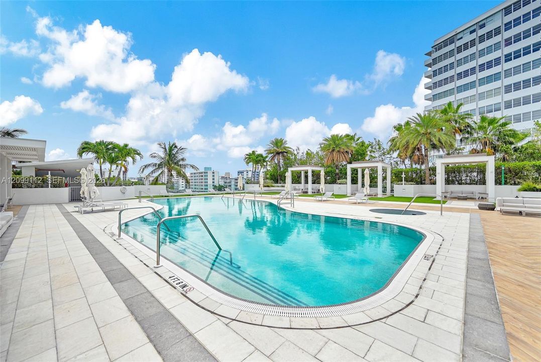 For Rent: $10,950 (2 beds, 2 baths, 1477 Square Feet)