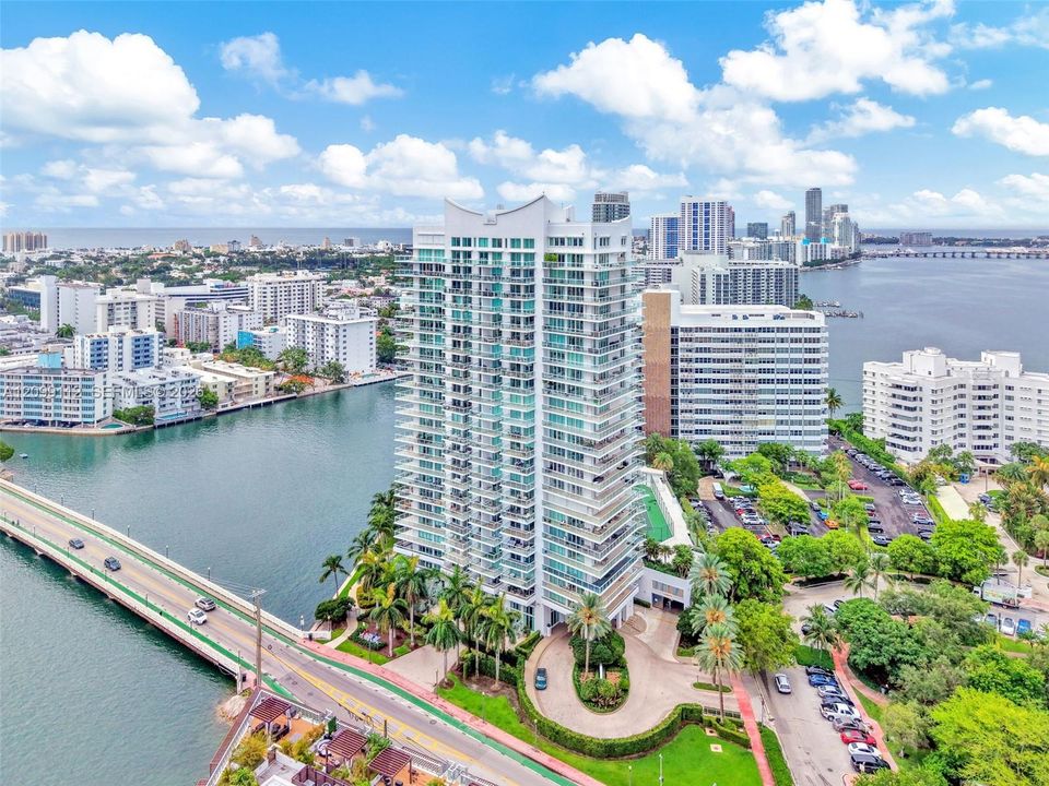 For Rent: $10,950 (2 beds, 2 baths, 1477 Square Feet)
