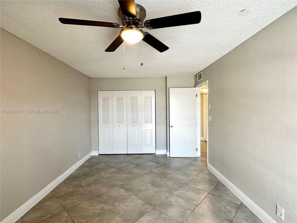 For Rent: $2,250 (2 beds, 2 baths, 910 Square Feet)