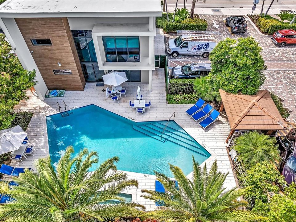 For Rent: $7,500 (3 beds, 3 baths, 1944 Square Feet)