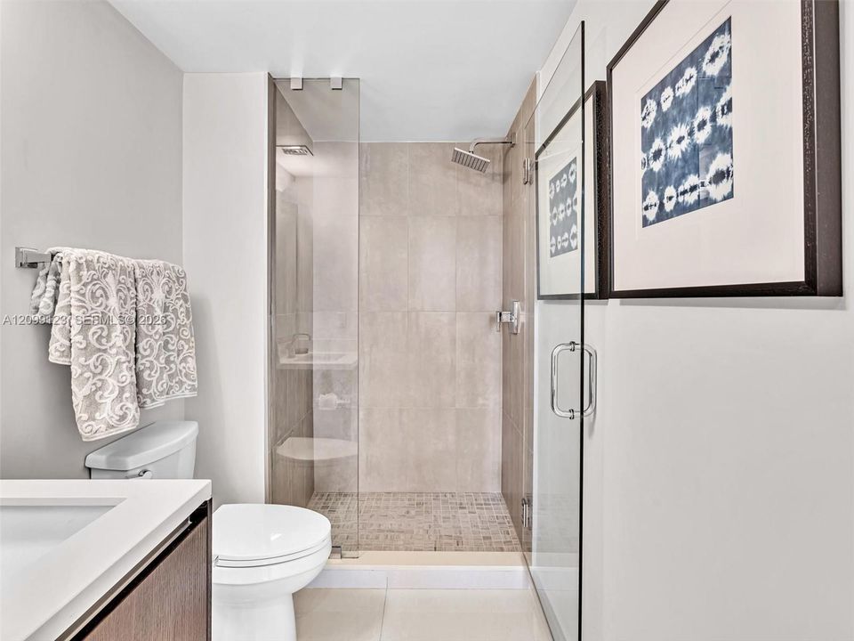 For Rent: $7,500 (3 beds, 3 baths, 1944 Square Feet)
