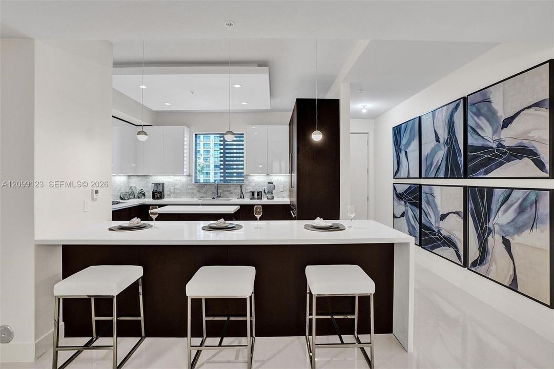 For Rent: $7,500 (3 beds, 3 baths, 1944 Square Feet)