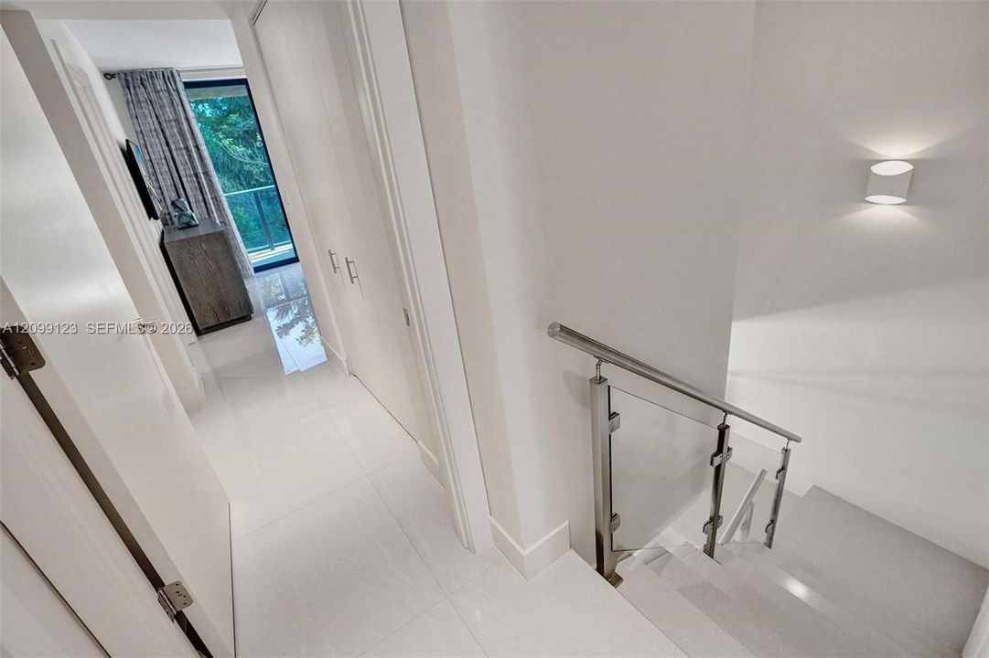For Rent: $7,500 (3 beds, 3 baths, 1944 Square Feet)