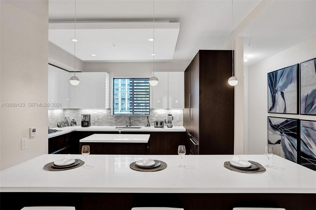 For Rent: $7,500 (3 beds, 3 baths, 1944 Square Feet)