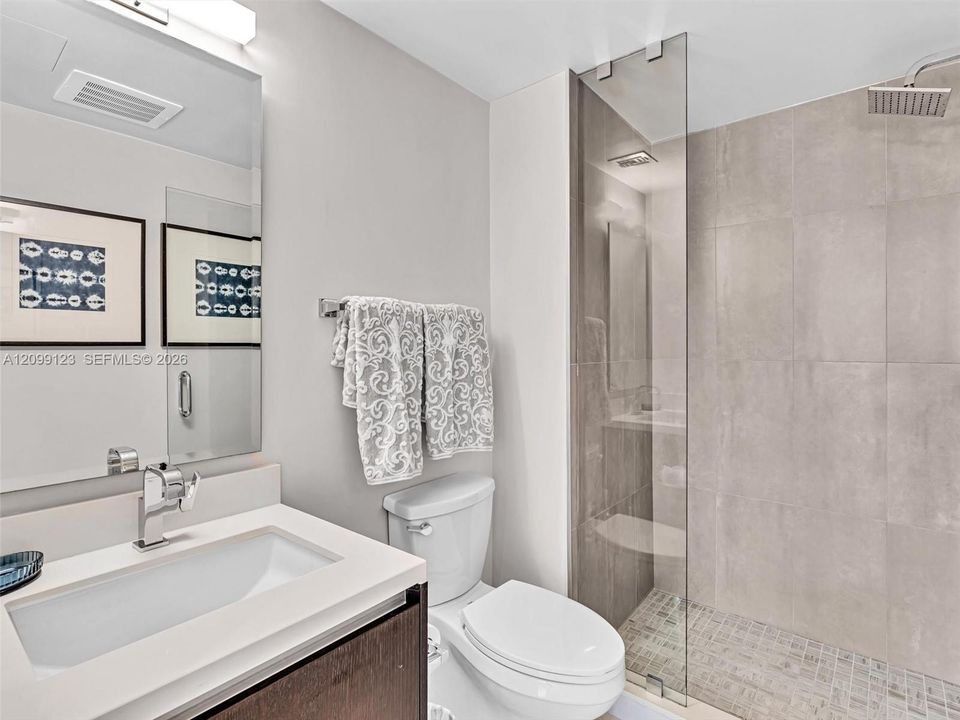For Rent: $7,500 (3 beds, 3 baths, 1944 Square Feet)