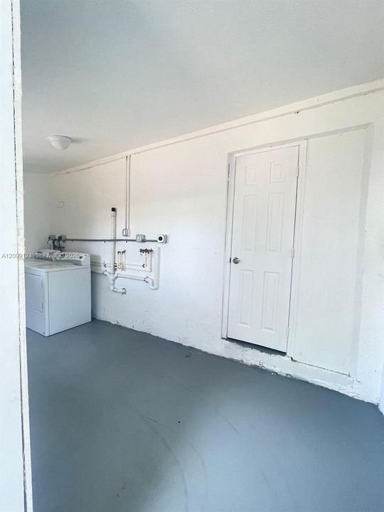 En Renta: $1,200 (0 camas, 1 baños, 1791 Pies cuadrados)