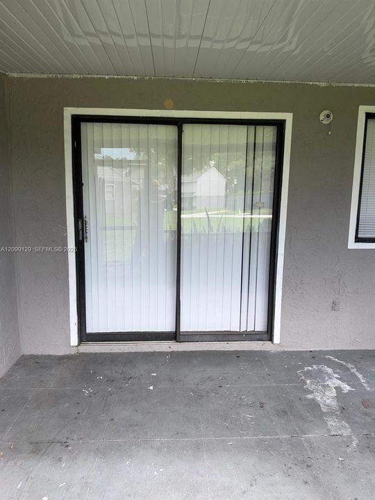 For Rent: $2,200 (2 beds, 2 baths, 1226 Square Feet)