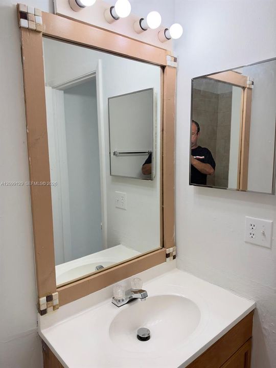 For Rent: $2,200 (2 beds, 2 baths, 1226 Square Feet)