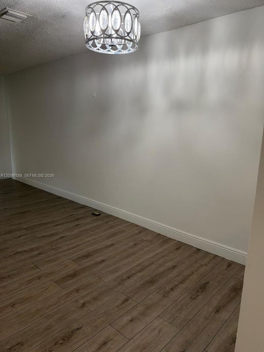 For Rent: $2,200 (2 beds, 2 baths, 1226 Square Feet)