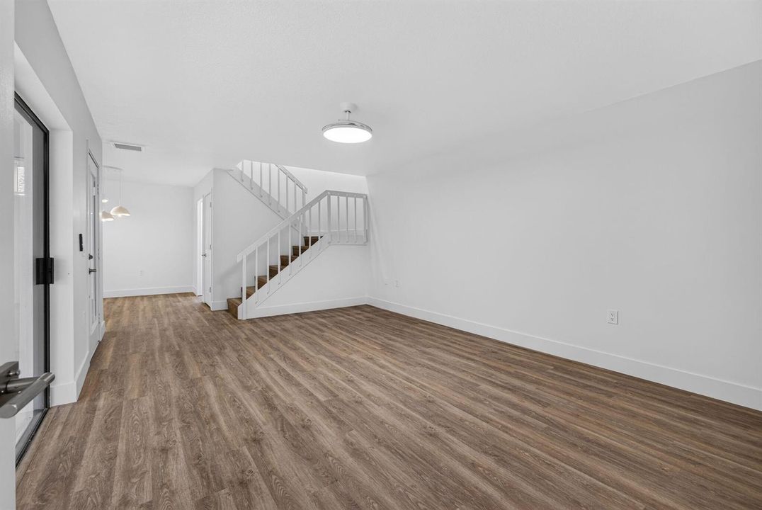 25-web-or-mls-5D1A8007