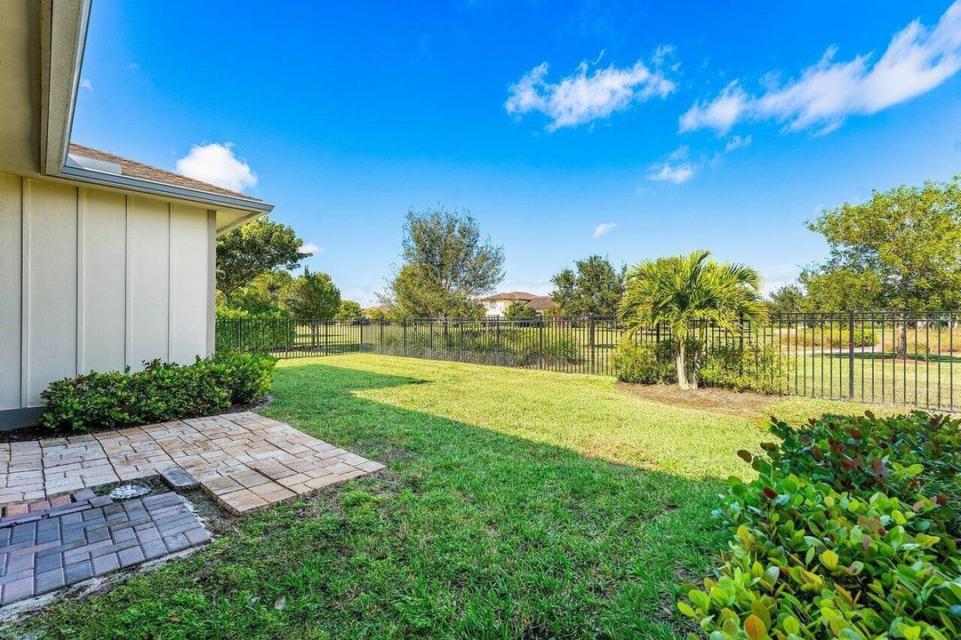 053-940HooklineCircle-Loxahatchee-FL-334