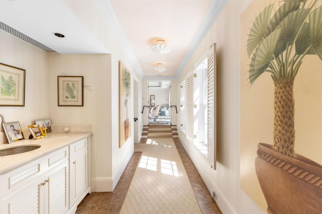 Second Primary Suite Entrance