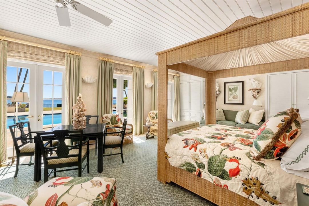 Cabana Room